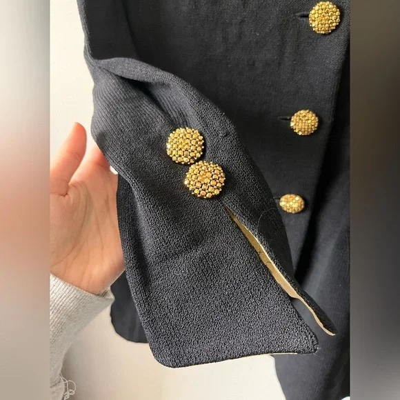 St.John Collection Wool Black Jacket Blazer and Skirt SET with Gold Buttons - 10 - Picture 7 of 11